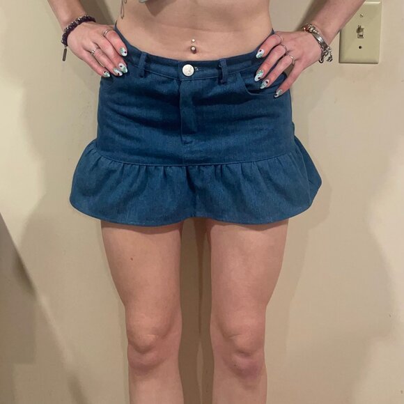 Tunnel Vision Kimmy Blue Denim Ruffled Mini Skirt - Picture 2 of 5